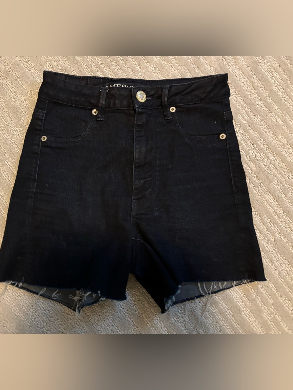American Eagle Jean Shorts Super Stretch Size 2. Dark wash.